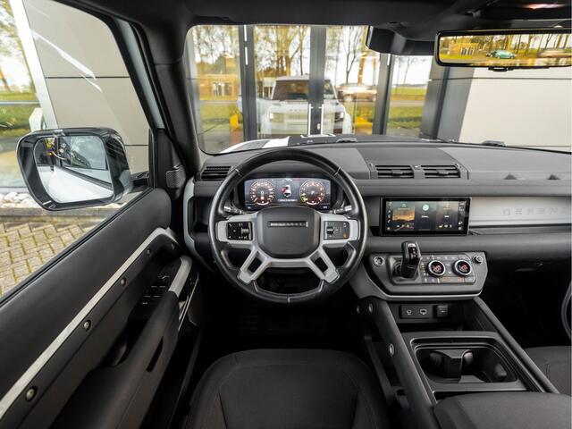 Land Rover DEFENDER 110 P400e 404pk AWD 110 | ClearSight | Black Pack | Luchtvering | 22'' Gloss Black | Stuurwielverwarming | Rode Remklauwen | 24 maanden Land Rover Approved