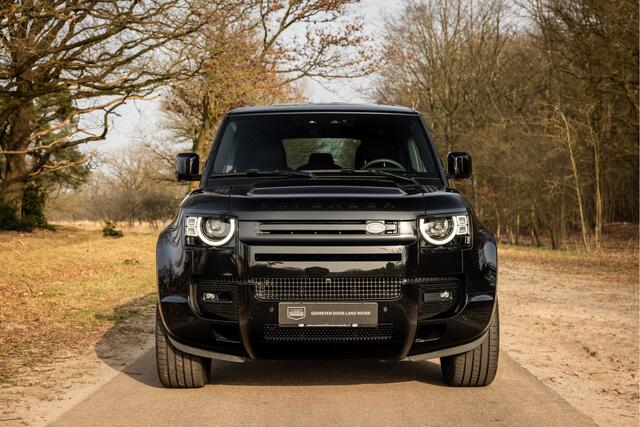 Land Rover DEFENDER 110 2.0 P300e 110 X-Dynamic SE Fabrieksgarantie t/m 2030