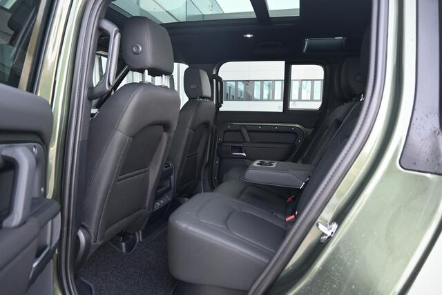 Land Rover DEFENDER 110 2.0 P300e 110 Forest Edition