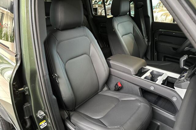 Land Rover DEFENDER 110 2.0 P300e 110 Forest Edition Panoramadak Trekhaak Cold Climate