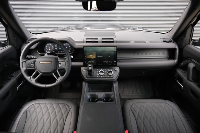 Land Rover DEFENDER 110 P300e 5 Year Edition 110 X-Dynamic SE | NP ¤ 130.093,- | Bronze Tailored | Schuifkanteldak | Trekhaak | Cold Clima Pack