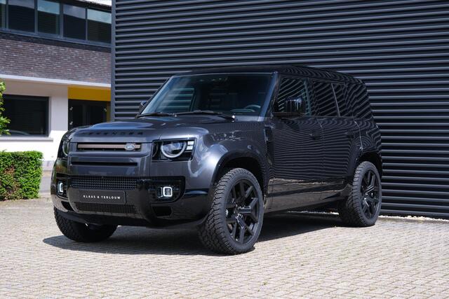Land Rover DEFENDER 110 P300e 5 Year Edition 110 X-Dynamic SE | NP ¤ 130.093,- | Bronze Tailored | Schuifkanteldak | Trekhaak | Cold Clima Pack