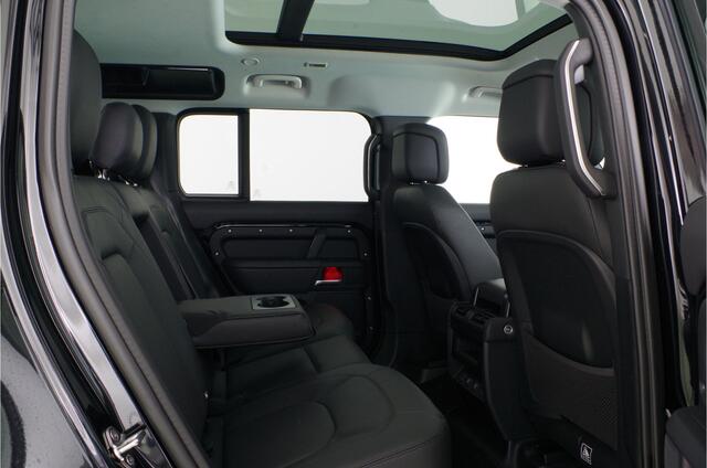 Land Rover DEFENDER 110 2.0 P300e X-Dynamic HSE > 300pk/Black pakket/Head-up/22inch/Trekhaak/Smart View...