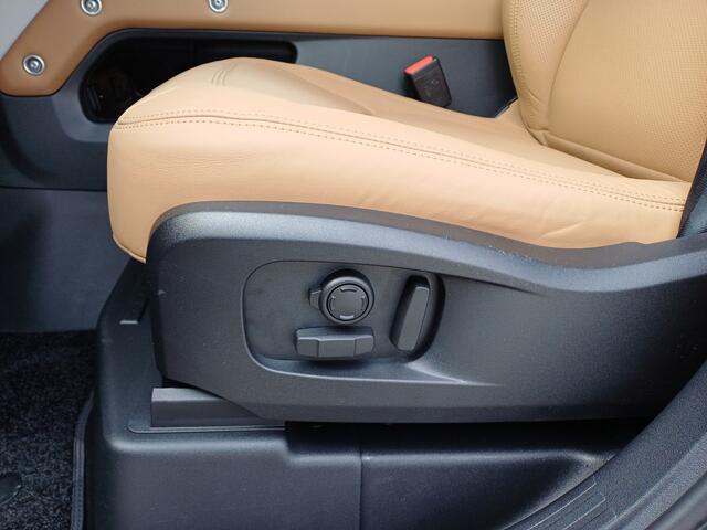 Land Rover DEFENDER 110 P300e 300pk AWD 110 Dynamic HSE Edition | NIEUW - 0 km | Bruin leder | Head-up Display | Gekoelde stoelen |