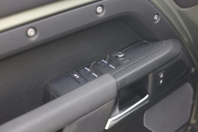 Land Rover DEFENDER 2.0 D240 110 S AUT | GRIJS KENTEKEN *MARGE*