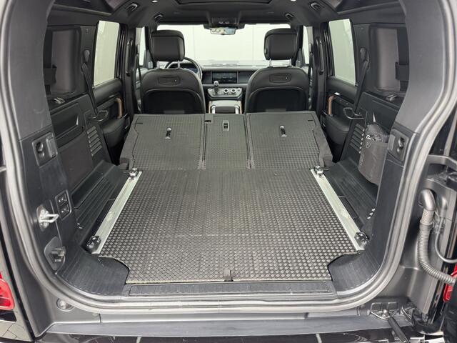 Land Rover DEFENDER 110 COMMERCIAL 3.0 D300 110 X-Dynamic HSE | GRIJS KENTEKEN | Panorama | Stoelventilatie | 22" | Elektr. Trekhaak
