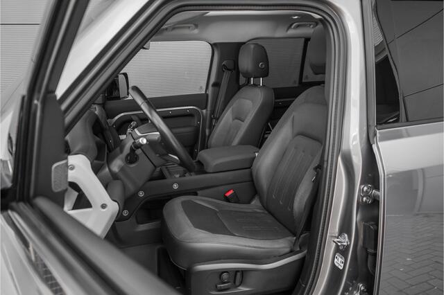 Land Rover DEFENDER 110 2.0 D240 110 HSE 7-Pers Pano Trekhaak ACC Meridian
