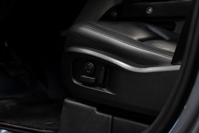 Land Rover DEFENDER 110 2.0 P400e 110 XS Edition *Luchtvering / Meridian / Surround-view / Keyless / Memory / Winter-pakket*