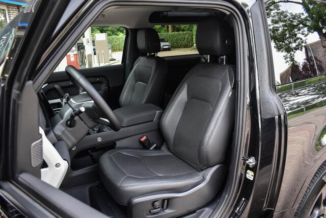 Land Rover DEFENDER 3.0 D200 90 MHEV SE Trekhaak Meridian Sound Leder
