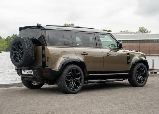 Land Rover DEFENDER 110 P300e 110 X-Dynamic HSE | Outland Edition II | Full Options | 6-Persoons | Gondwana Stone | Ebony leder |