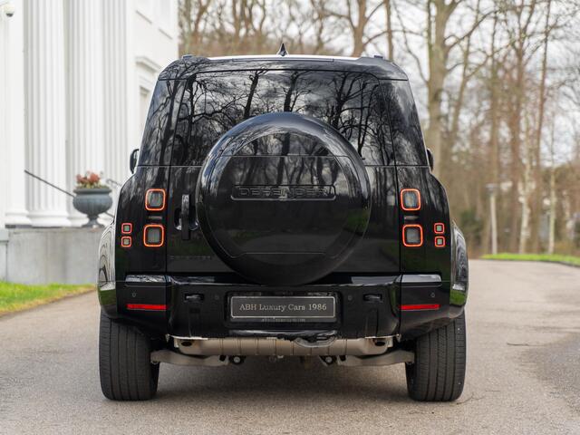 Land Rover DEFENDER 110 2.0 P300e 110 X-Dynamic HSE MY2026 | Pano | 22inch | Blackpack | Luchtvering | Towing Pack