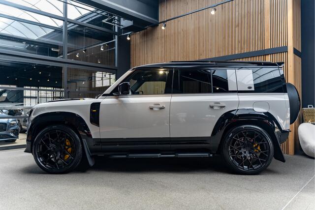 Land Rover DEFENDER 110 P300e X-Dynamic SE Urban Pano Yellow Accents 2.0 P300e 110 X-Dynamic SE