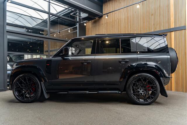 Land Rover DEFENDER 110 X-Dynamic SE Urban Pano Koelbox Red Accents 2.0 P300e 110 X-Dynamic SE Urban Automotive