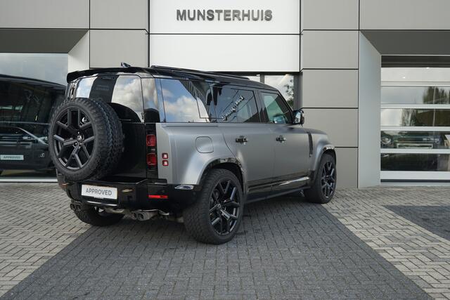 Land Rover DEFENDER 110 2.0 P300e 110 S | Fiscale waarde ¤88.000 | Munsterhuis Edition | Koelvak | Elektrische trekhaak |