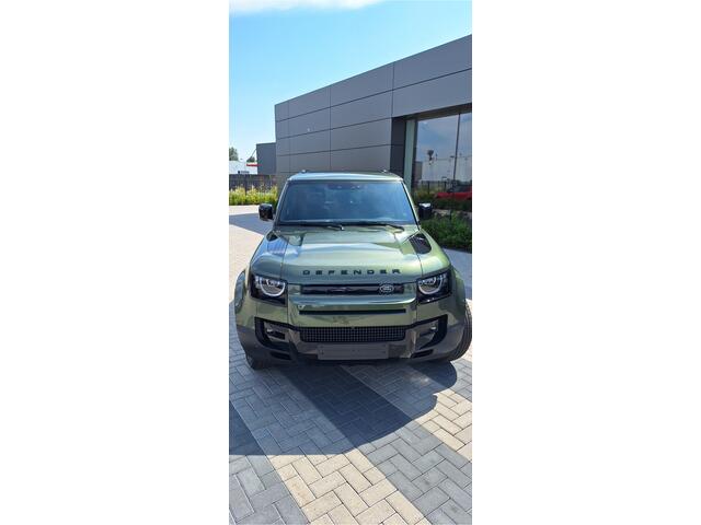 Land Rover DEFENDER P300e 110 PHEV S Forest Edition Cold Climate Pack | Koelbox | Panoramisch Schuif/Kanteldak