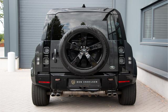 Land Rover DEFENDER 110 5.0 P525 110 V8 | Incl.BTW | NL Auto | ACC | 360 Cam | Head Up | Pano | Luchtvering | Koelkast | Lane & Side Assist | E.Trekhaak 3500kg | Voorruitverwarming + Stuurverwarming | Meridian Audio | 22" | Sport Uitlaat | Garagedeur opener | Nieuwprijs: ¤23