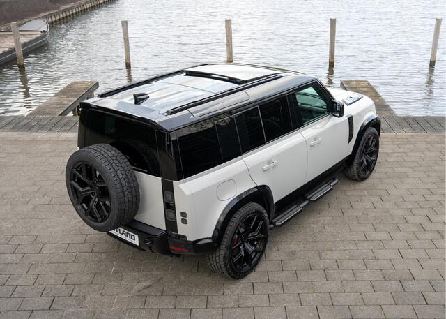 Land Rover DEFENDER 110 P300e 110 X-Dynamic HSE | VERWACHT | Full Options | Urban WX-2R | Incl. Winterbanden | Borasco Grey | Ebony leder |