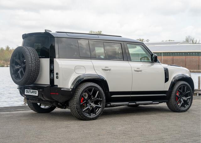 Land Rover DEFENDER 110 P300e 110 X-Dynamic HSE | VERWACHT | Full Options | Urban WX-2R | Incl. Winterbanden | Borasco Grey | Ebony leder |