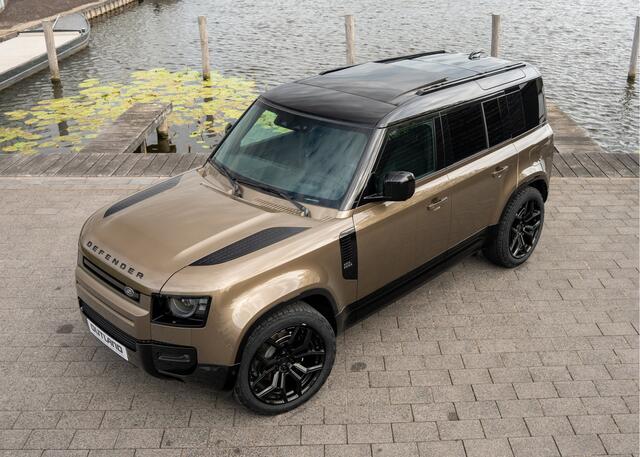 Land Rover DEFENDER 110 P300e 110 X-Dynamic HSE | Full Options | Urban WX-2R | Incl. Winterbanden | Gondwana Stone | 6-persoons! |
