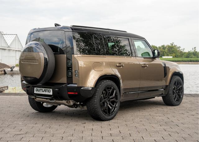 Land Rover DEFENDER 110 P300e 110 X-Dynamic HSE | Full Options | Urban WX-2R | Incl. Winterbanden | Gondwana Stone | 6-persoons! |