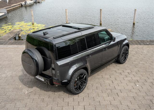 Land Rover DEFENDER 110 P300e 110 X-Dynamic HSE | Full Options | Urban WX-2R | Incl. Winterbanden | Carpathian Grey | Ebony leder |