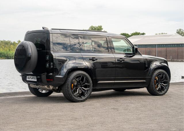 Land Rover DEFENDER 110 P300e 110 X-Dynamic HSE | Full Options | Urban WX-2R | Incl. Winterbanden | Santorini Black | 6-persoons! |
