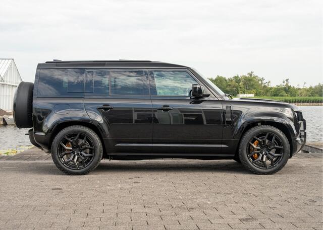 Land Rover DEFENDER 110 P300e 110 X-Dynamic HSE | Full Options | Urban WX-2R | Incl. Winterbanden | Santorini Black | 6-persoons! |