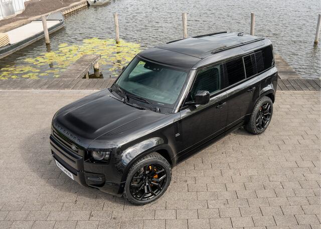 Land Rover DEFENDER 110 P300e 110 X-Dynamic HSE | Full Options | Urban WX-2R | Incl. Winterbanden | Santorini Black | 6-persoons! |