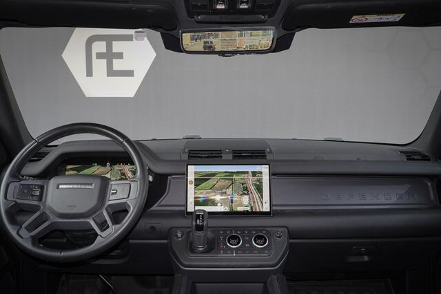 Land Rover DEFENDER 110 P300e X-Dynamic SE