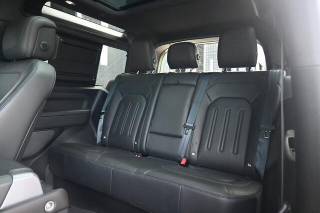 Land Rover DEFENDER 90 2.0 P300 90 HSE