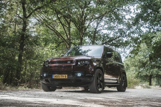 Land Rover DEFENDER Sedona edition , BTW, Rocksliders, Let op P400E.