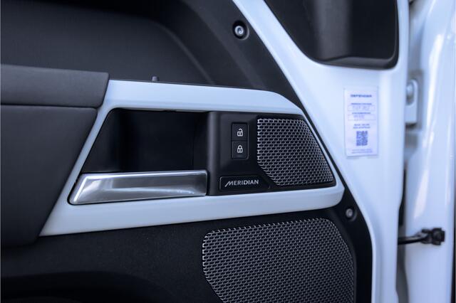 Land Rover DEFENDER 3.0 D200 110 X-Dynamic SE - Luchtvering - Trekhaak