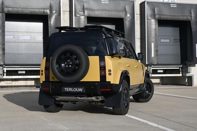 Land Rover DEFENDER 110 2.0 P300e 110 Trophy Edition Deep Sandglow Yellow | € 1.437 per maand*