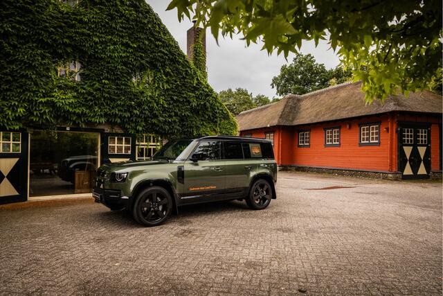 Land Rover DEFENDER 110 2.0 P300e 110 X-Dynamic HSE Woolstone Green