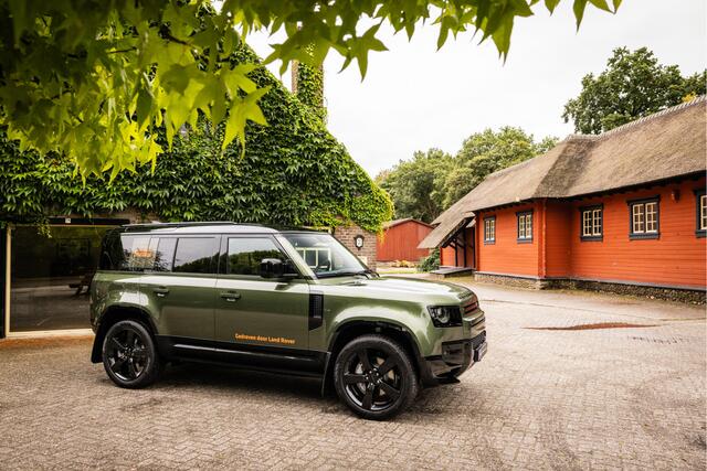 Land Rover DEFENDER 110 2.0 P300e 110 X-Dynamic HSE Woolstone Green