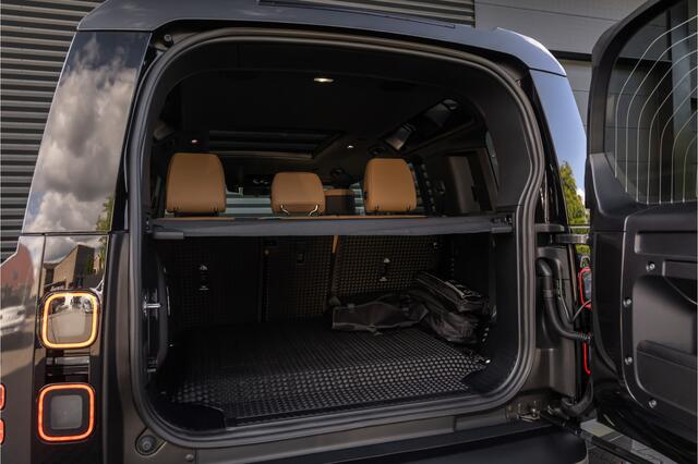 Land Rover DEFENDER 110 2.0 P300e 110 X-Dynamic HSE Pano Head Up Trekhaak