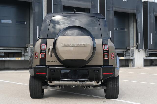 Land Rover DEFENDER 110 2.0 P300e 110 X-Dynamic HSE