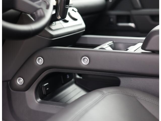Land Rover DEFENDER P300e X-Dynamic HSE | Meridian - HUD - Trekhaak