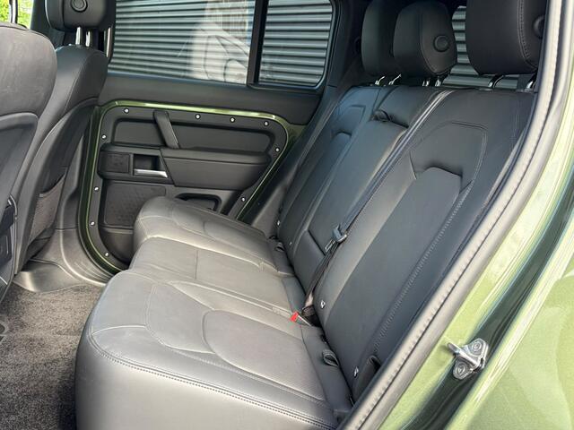 Land Rover DEFENDER 110 2.0 P300 110 X-Dynamic HSE NP € 123.595