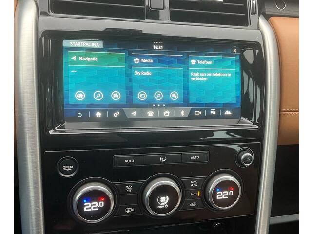 Land Rover DISCOVERY 2.0 Td4 HSE Luxury / Trekhaak / Panoramadak / Camera / 22'' / Luchtvering / Keyless / DAB / Stoelverwarming / Cruise Control