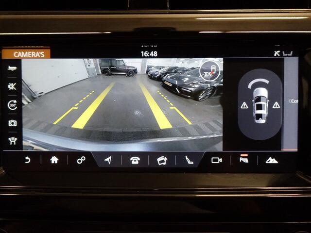 Land Rover DISCOVERY 3.0 Td6 HSE Grijskenteken- Panoramadak, Memory, Meridian, Virtual Cockpit, Stoelverkoeling, Camera, Carplay, Sfeerverlichting