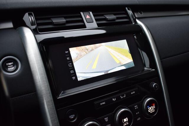 Land Rover DISCOVERY 3.0 Td6 HSE 360° Camera ACC Pano Trekhaak Stoelkoeling Memory Head Up Meridian Sound