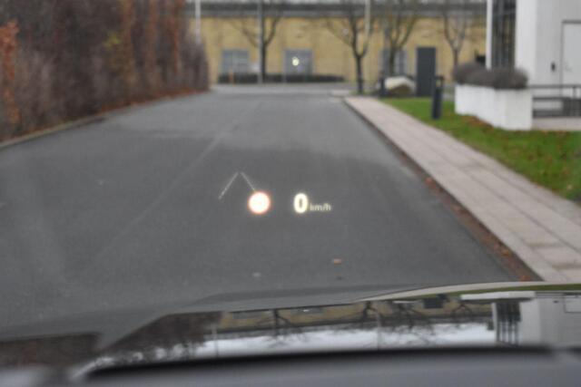 Land Rover DISCOVERY 3.0 Td6 HSE 360° Camera ACC Pano Trekhaak Stoelkoeling Memory Head Up Meridian Sound