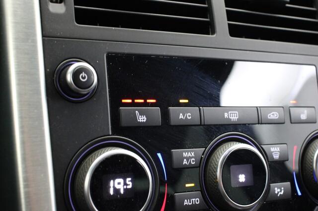 Land Rover DISCOVERY 2.0 TD4 Urban Series SE Automaat - Panorama, Trekhaak, Navi, Camera, Leer, Meridian
