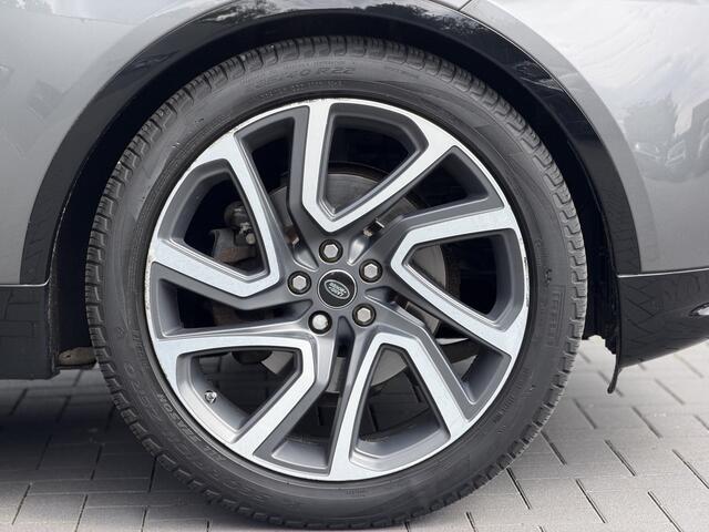 Land Rover DISCOVERY 3.0 Td6 HSE Luxury | Panorama | 22" | Stoelventilatie v+a | Apple CarPlay | Elektr. Trekhaak