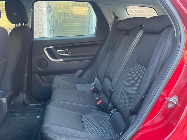 Land Rover DISCOVERY SPORT 2.0 TD4 SE Euro-6. Camera, Navi, Haak 2000kg