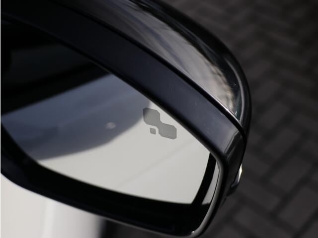 Land Rover DISCOVERY SPORT P300e 1.5 R-Dynamic SE I Meridian I Head-up I 360 Camera