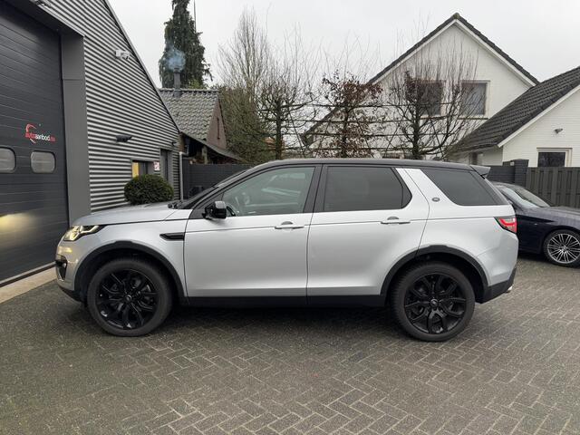 Land Rover DISCOVERY SPORT 2.0 eD4 E-Capability SE | Panoramadak | Lane Assist | Camera | Stuur/Stoelverwarming | Lederen Bekleding |