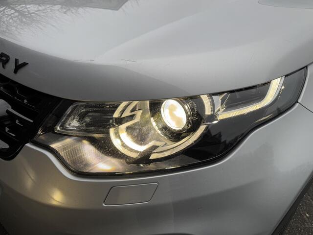 Land Rover DISCOVERY SPORT 2.0 eD4 E-Capability SE | Panoramadak | Lane Assist | Camera | Stuur/Stoelverwarming | Lederen Bekleding |