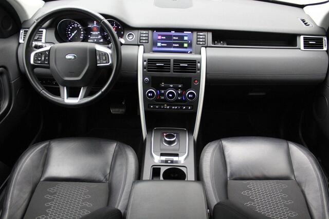 Land Rover DISCOVERY SPORT 2.0 TD4 Urban Series Pure 2018 | Goed Onderhouden | Trekhaak | Airco | Cruise Control | Parkeersensoren | Stuurwiel Bediening | Boekjes | Nationale Autopas